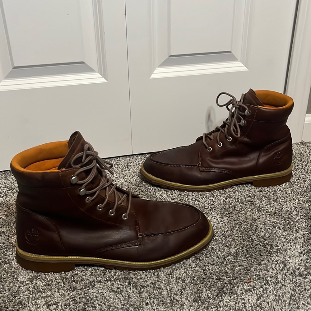 Timberland Redwood Falls Boot - Men's Dark Brown Sz 11  A2EDR- Moc Toe- EUC